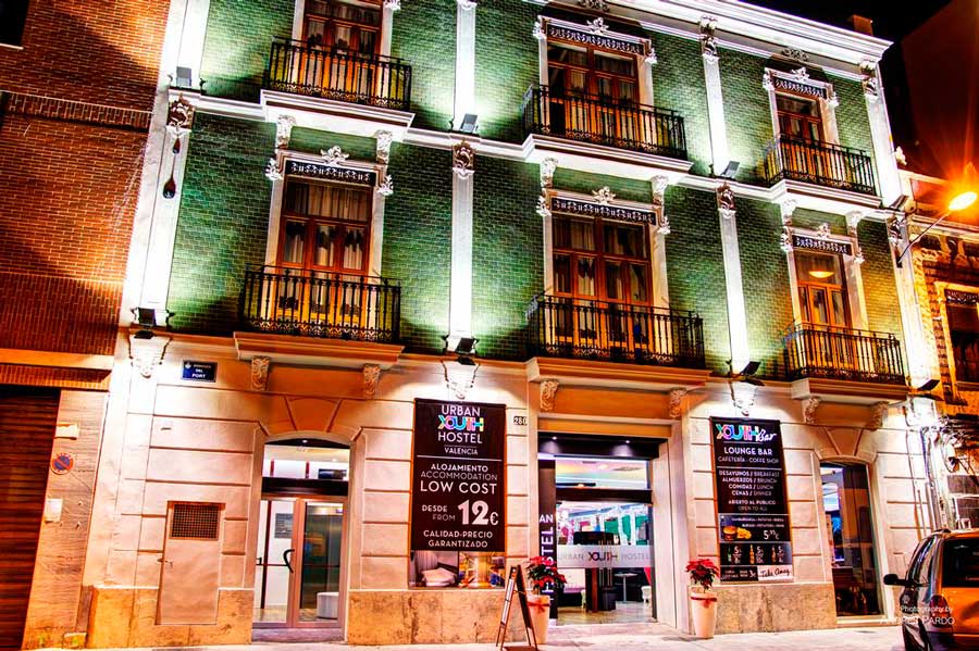 where-to-stay-in-valencia-urban-youth-hostel
